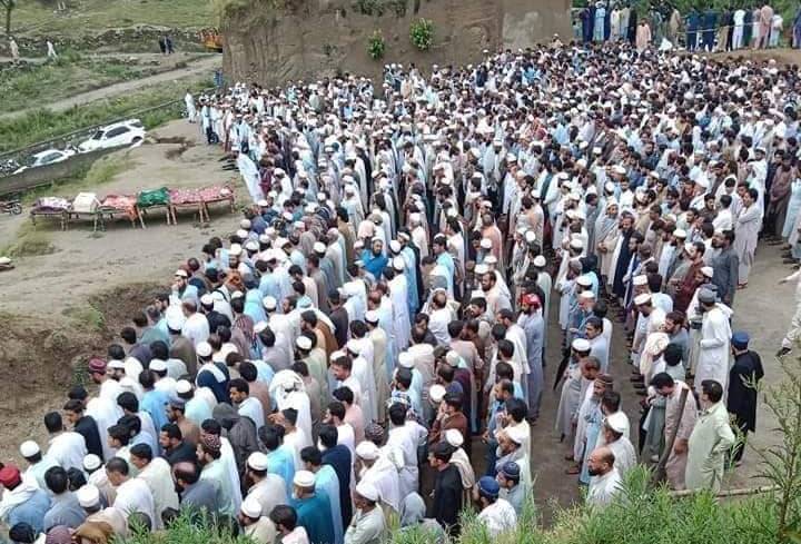8 Children died in landslide incident laid to rest in Shangla's Martung