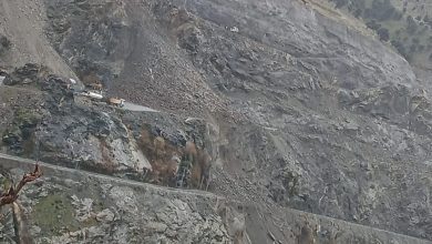 Karakoram Highway blocked for traffic due to landsliding