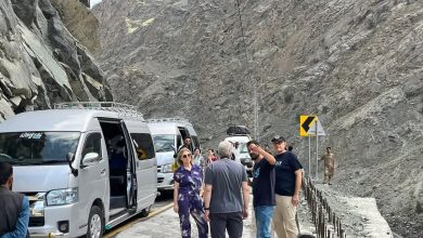 Hundreds stranded as landslide blocks Shahra-e-Baltistan near Brundu