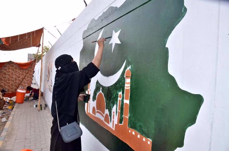 Pakistan gears up for independence day celebrations